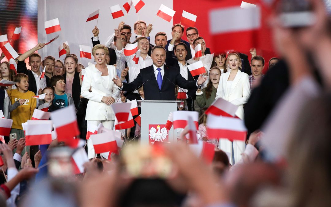 A.U.R: Felicitări conservatorilor polonezi!