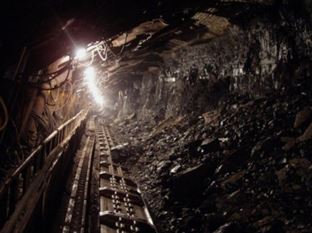 Hunedoara: „meandre ale concretului” în mineritul românesc